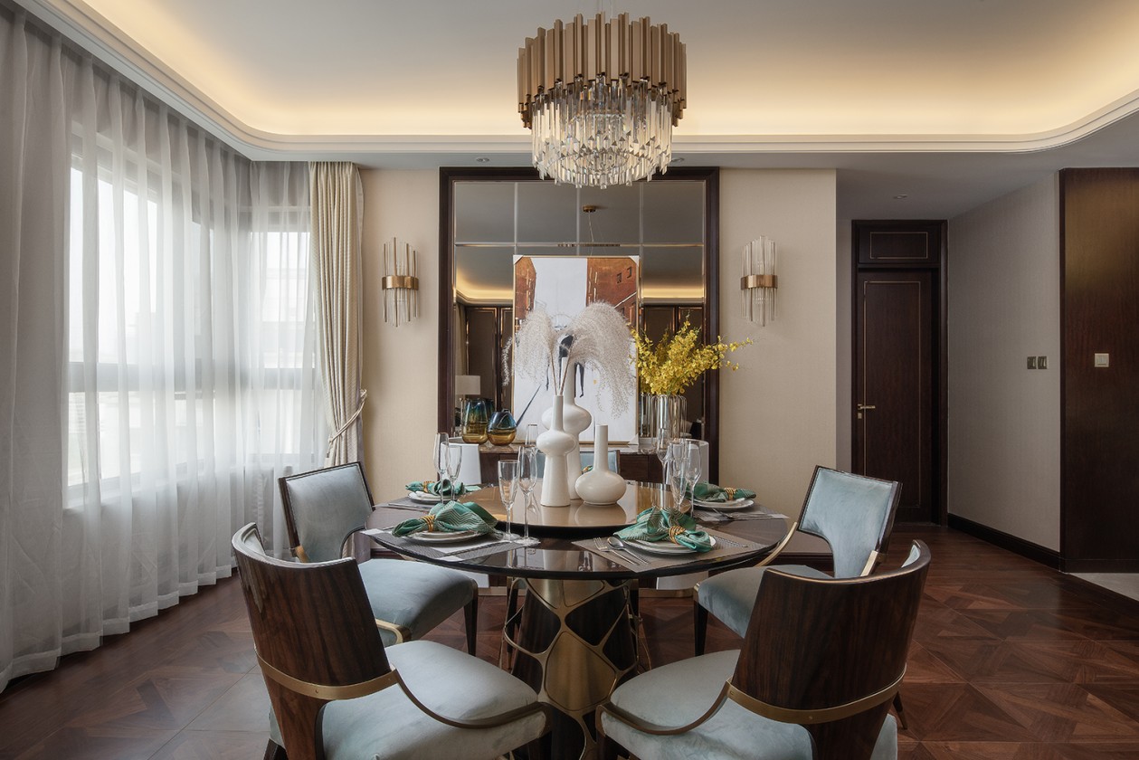 欧式轻奢风格家装设计室内装修效果图-餐厅 欧式轻奢风格家装设计室内装修效果图-餐厅